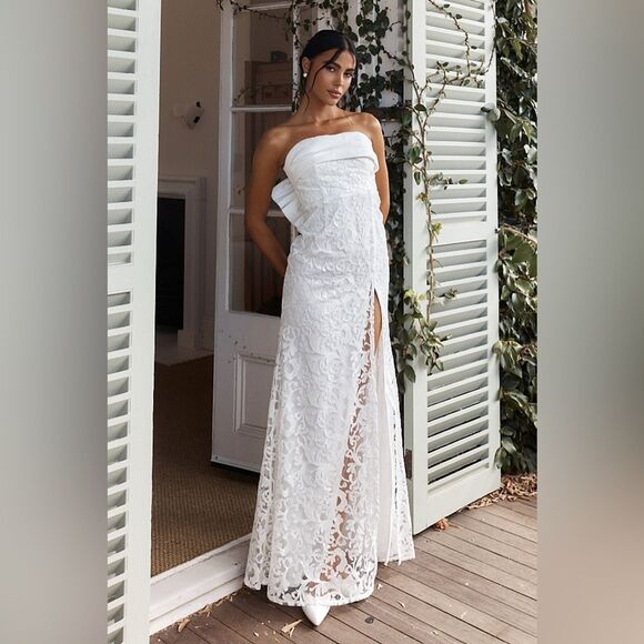 Selfie Leslie Delphina Strapless Bow Back Lace Dress in Ivory Size Large - Picture 1 of 11